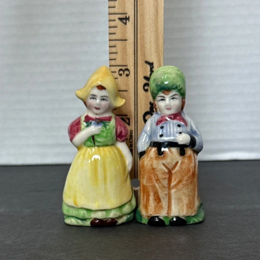 N/A vintage ceramic